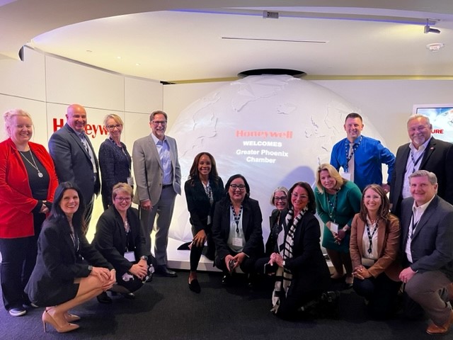 globe group photo